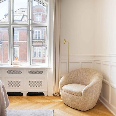 Lovely 3Br Manor Apartment 5 Min From Tivoli Gardens Copenhagen Luaran gambar