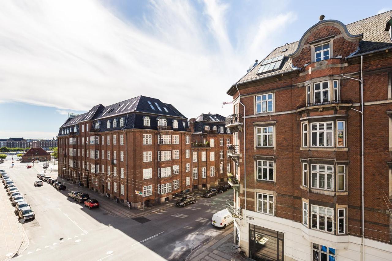 Lovely 3Br Manor Flat 5 Min From Tivoli Gardens Apartment Copenhagen Luaran gambar