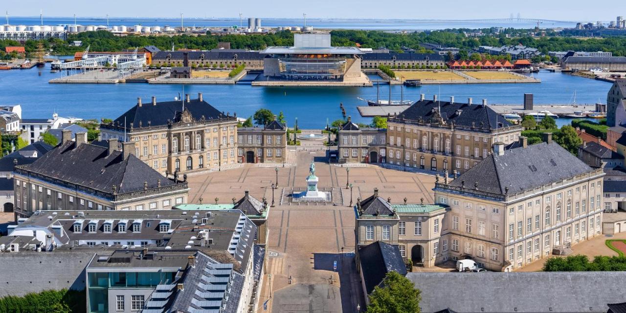 Lovely 3Br Manor Apartment 5 Min From Tivoli Gardens Copenhagen Luaran gambar