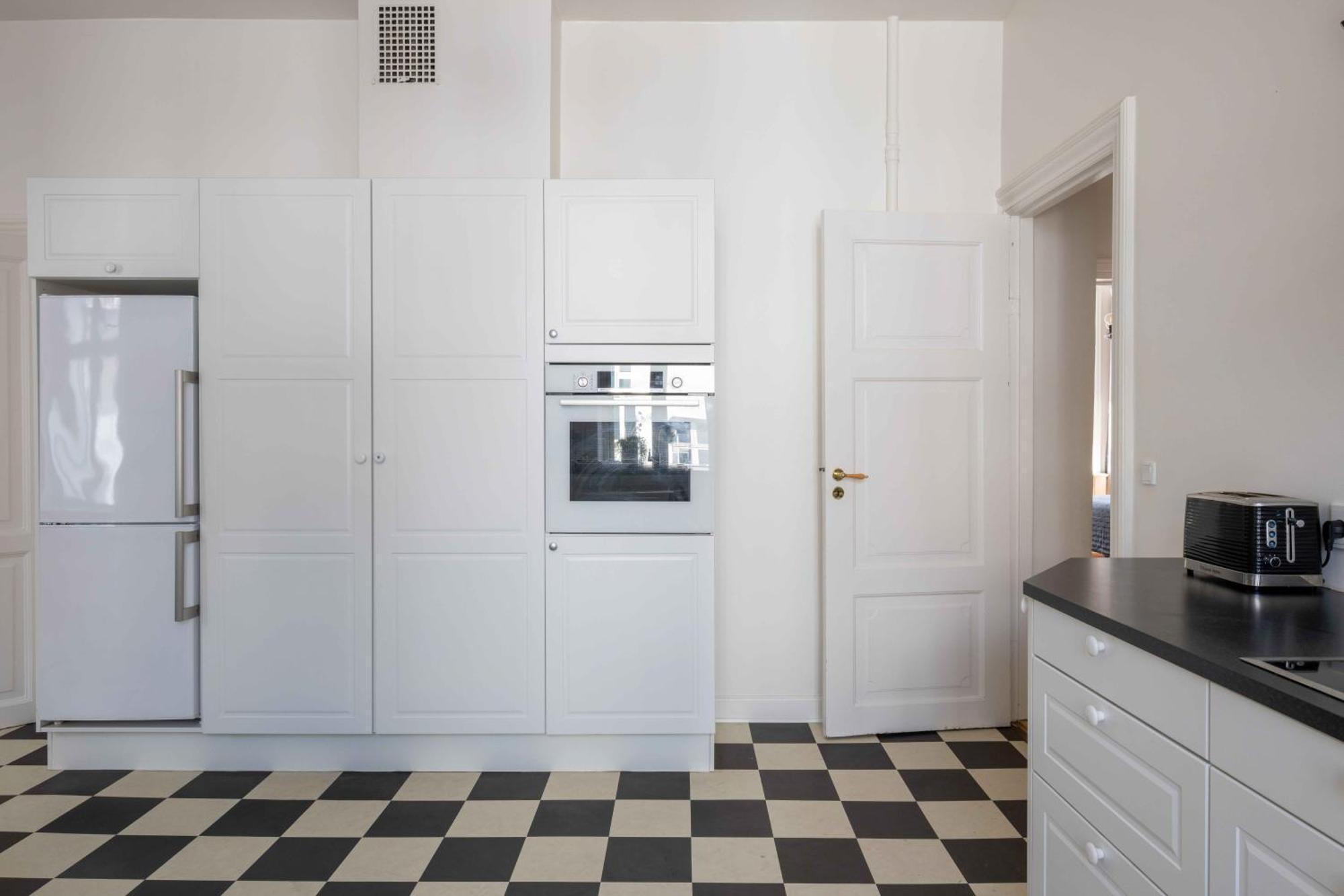 Lovely 3Br Manor Apartment 5 Min From Tivoli Gardens Copenhagen Luaran gambar