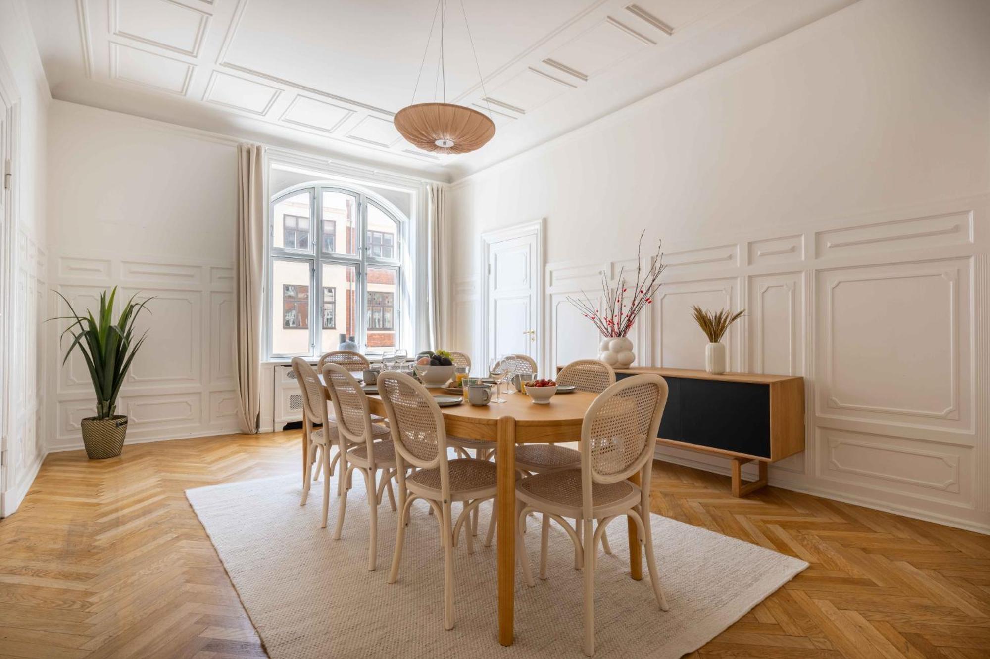 Lovely 3Br Manor Flat 5 Min From Tivoli Gardens Apartment Copenhagen Luaran gambar