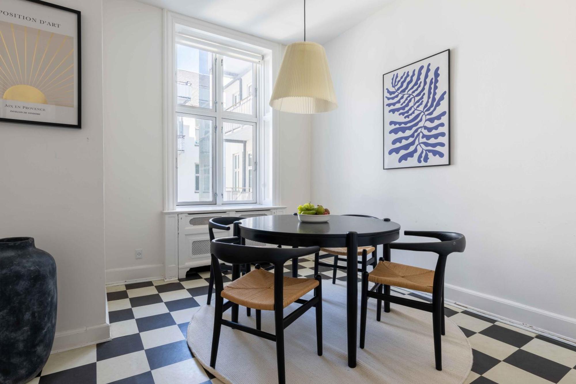 Lovely 3Br Manor Flat 5 Min From Tivoli Gardens Apartment Copenhagen Luaran gambar