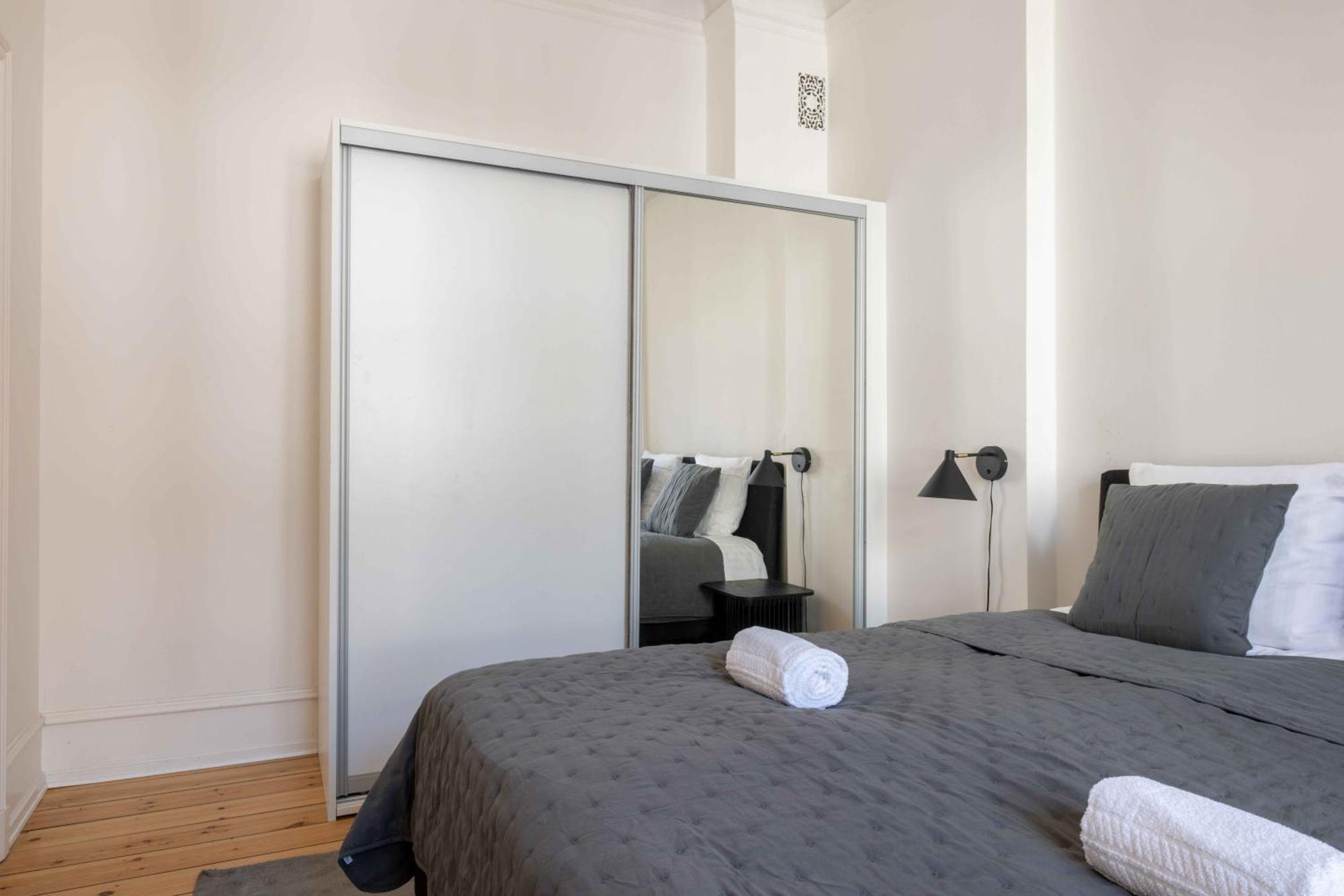 Lovely 3Br Manor Apartment 5 Min From Tivoli Gardens Copenhagen Luaran gambar