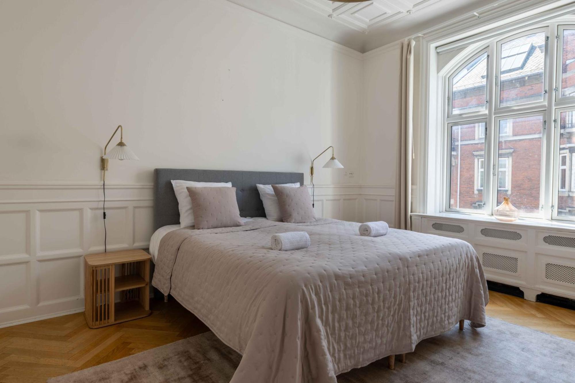 Lovely 3Br Manor Flat 5 Min From Tivoli Gardens Apartment Copenhagen Luaran gambar